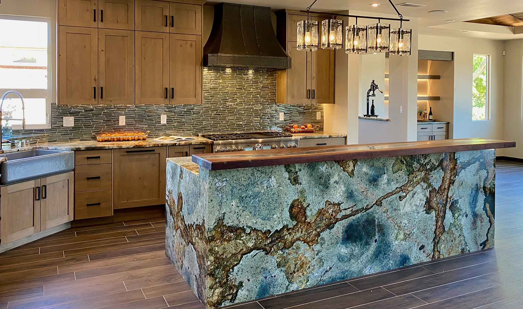 Discover The Best Materials For Outdoor Kitchen Countertops — Stonelink  Marble & Granite
